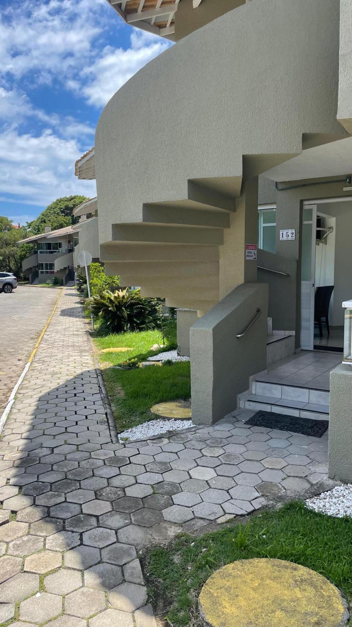 Apto Terreo A 100Mts Do Mar Bombinhas Exterior photo